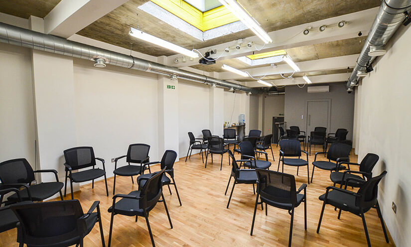 Cabaret & Breakout areas Conference room